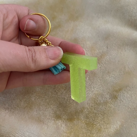 Handmade Letter "T” Keychain - Picture 3 of 6